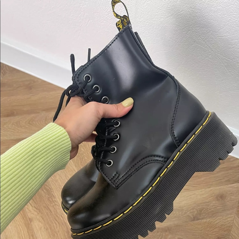 Jadon Doc Martens
